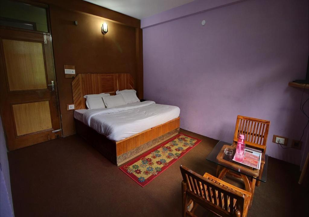 Hotel Kingston Manāli Exteriér fotografie