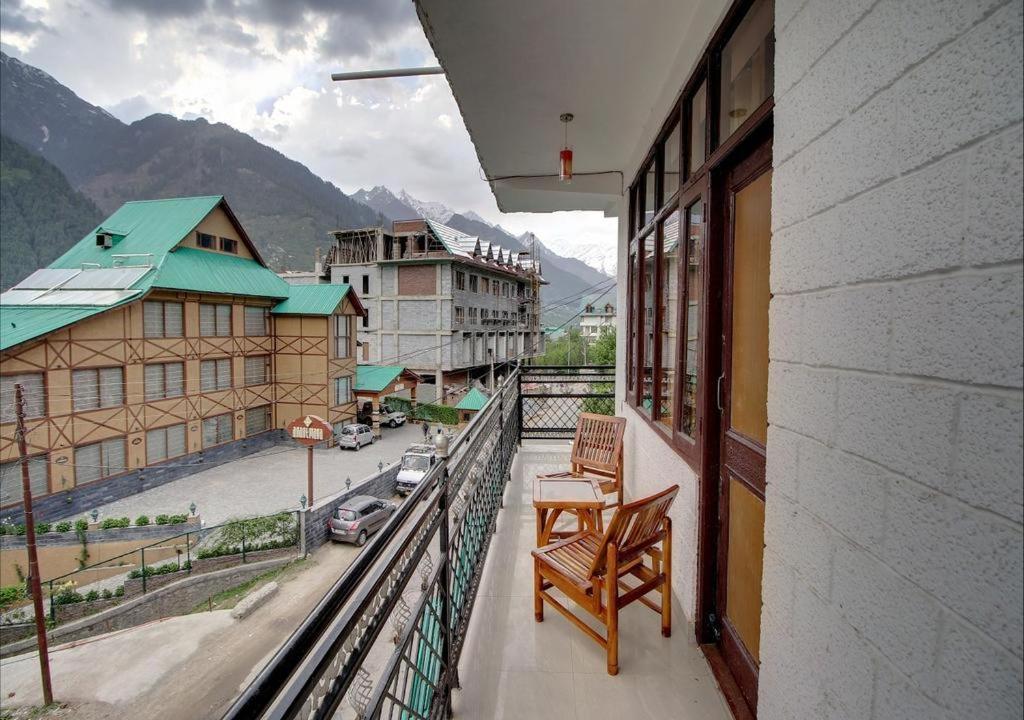 Hotel Kingston Manāli Exteriér fotografie