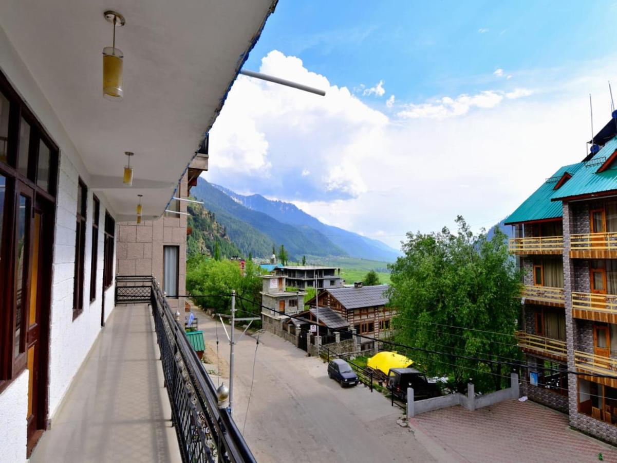 Hotel Kingston Manāli Exteriér fotografie