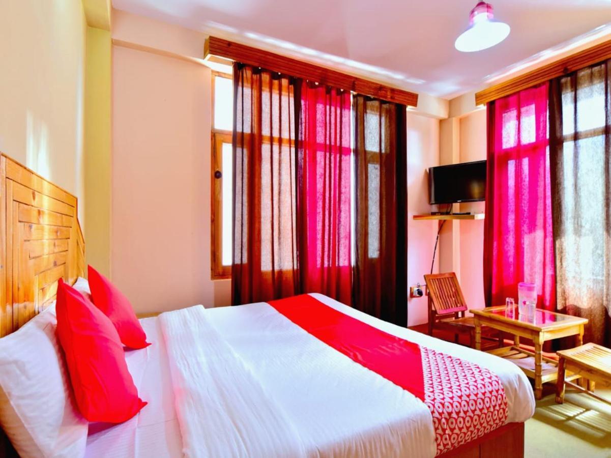Hotel Kingston Manāli Exteriér fotografie