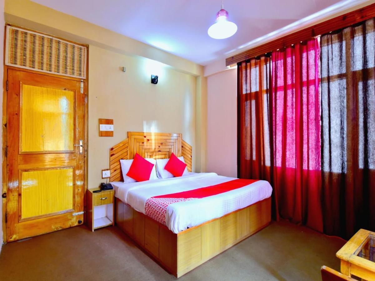 Hotel Kingston Manāli Exteriér fotografie