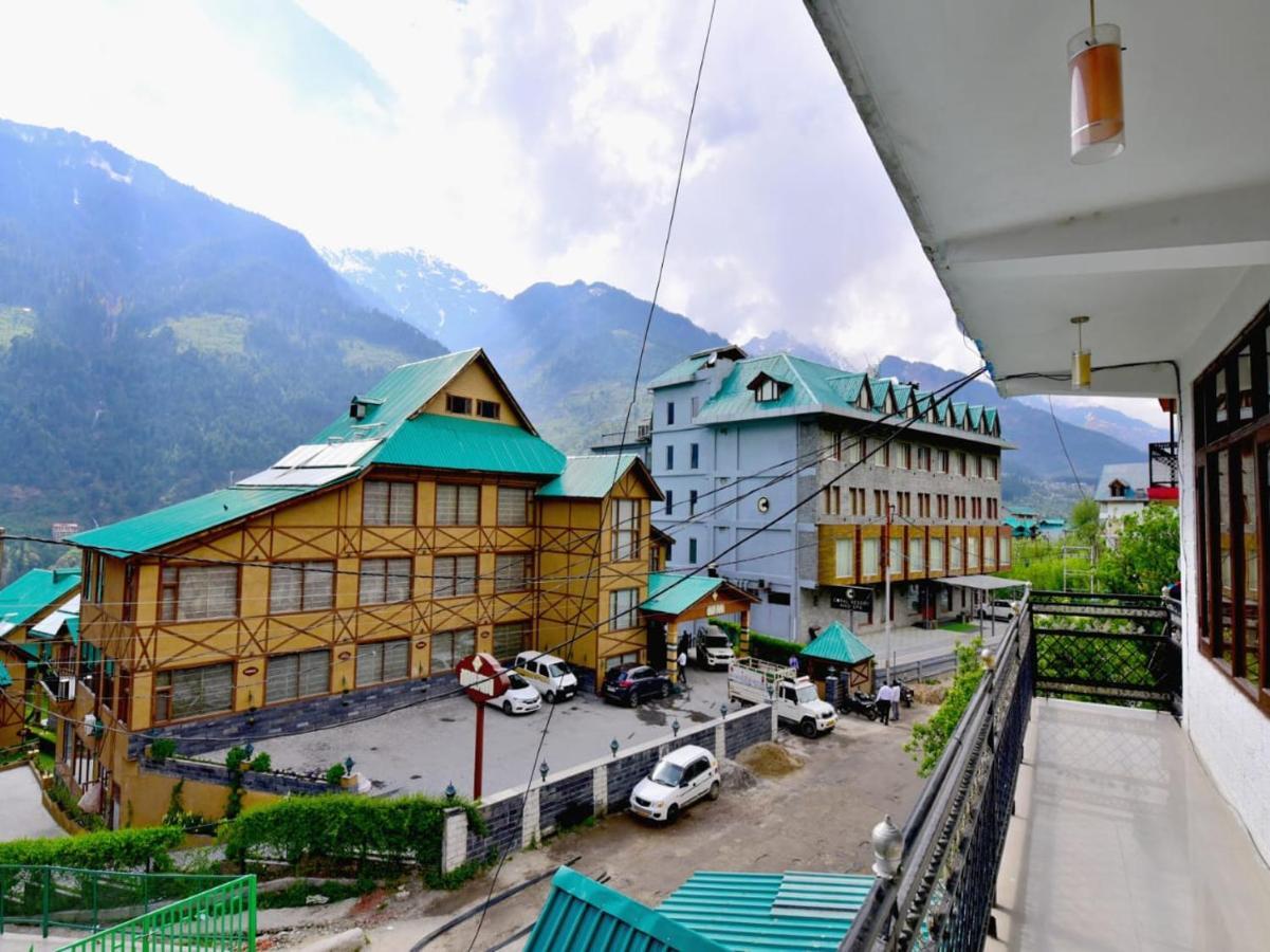 Hotel Kingston Manāli Exteriér fotografie